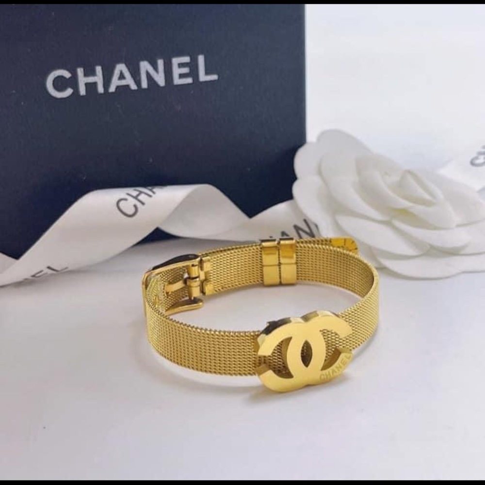 Bracelets - Picture 8 of 10